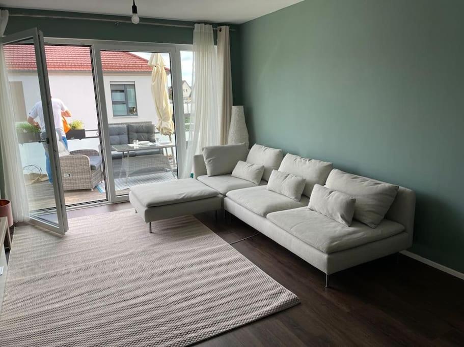 Appartement Feucht -Bhf 5 Min - Naehe Messe Exterior photo