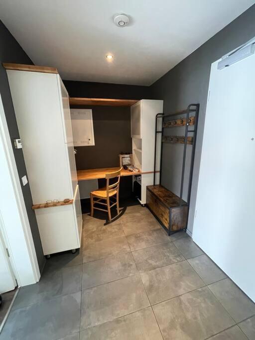 Appartement Feucht -Bhf 5 Min - Naehe Messe Exterior photo
